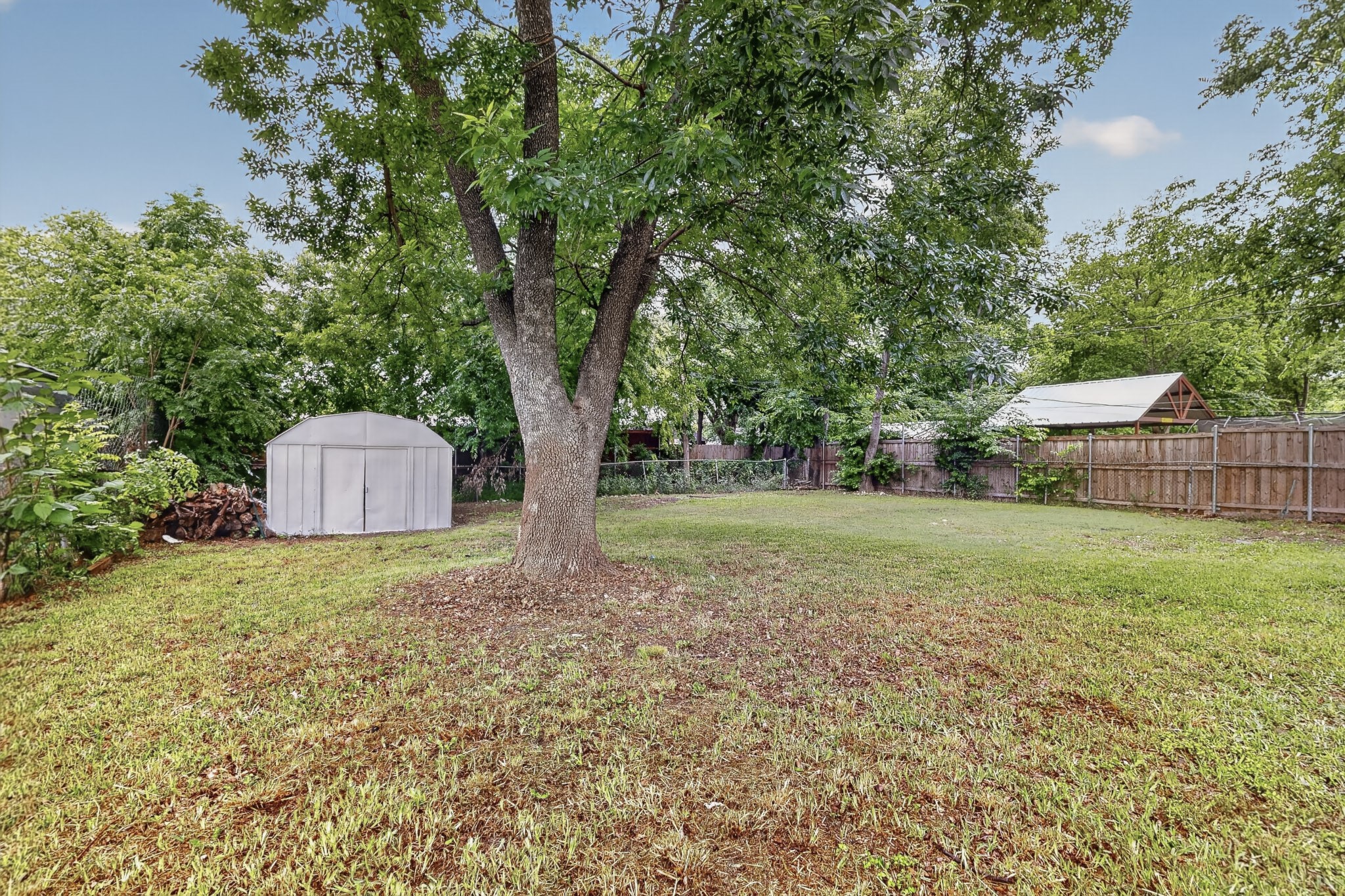 2518 Larry Drive Dallas TX 75228