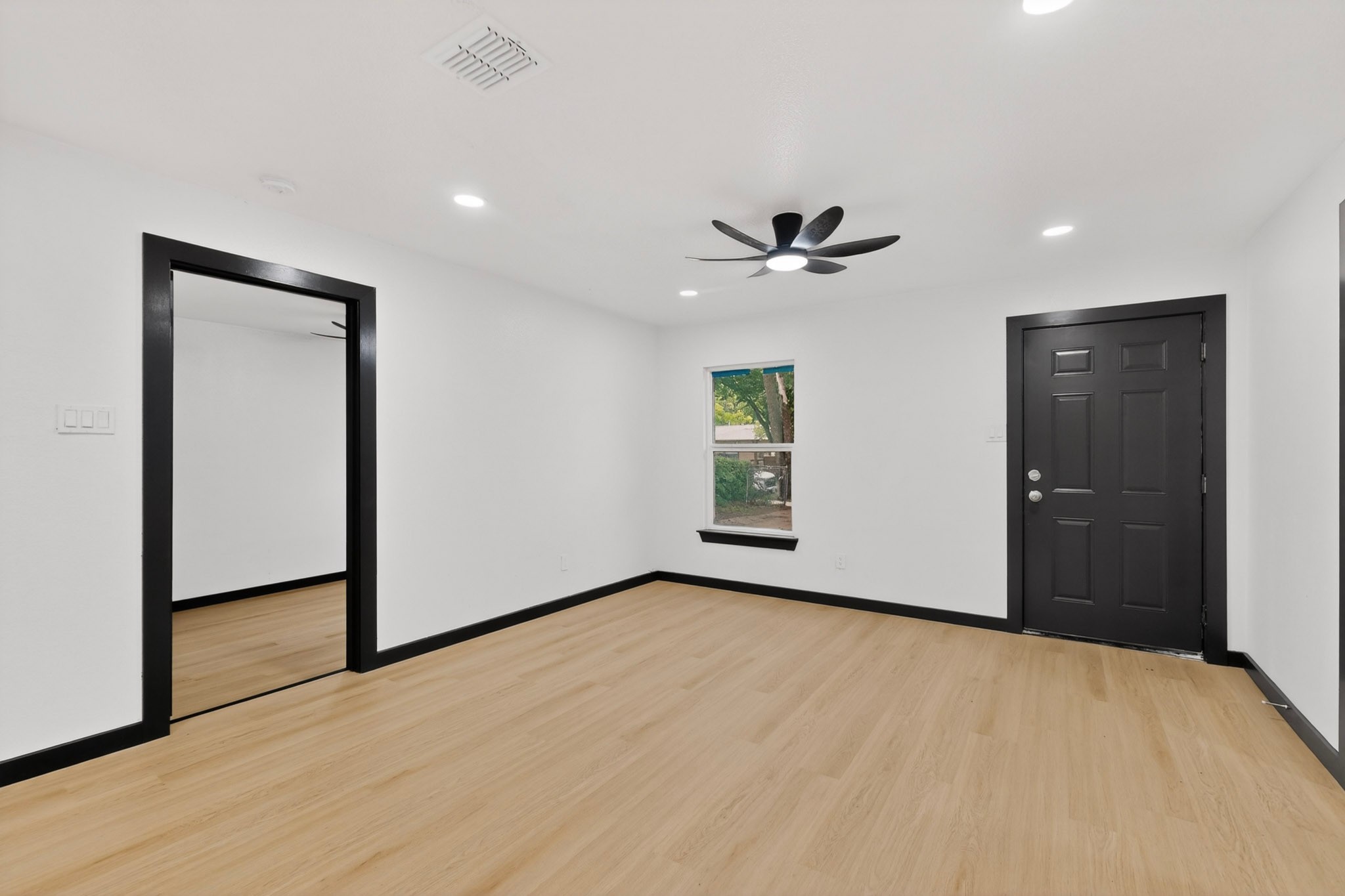 2518 Larry Drive Dallas TX 75228