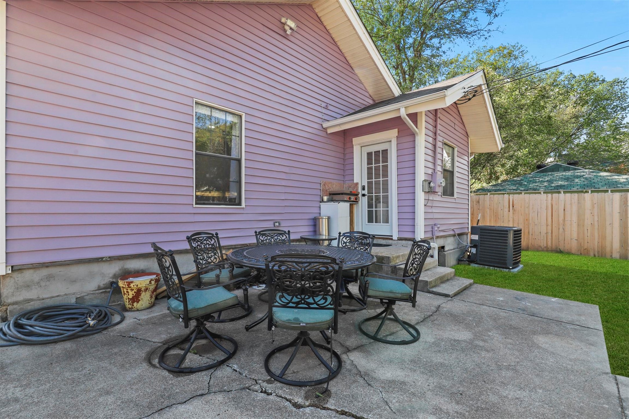 1212 Lilac Street Fort Worth TX 76110