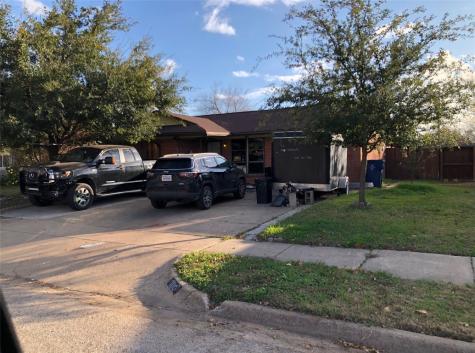 1110 Crockett Street Garland TX 75040