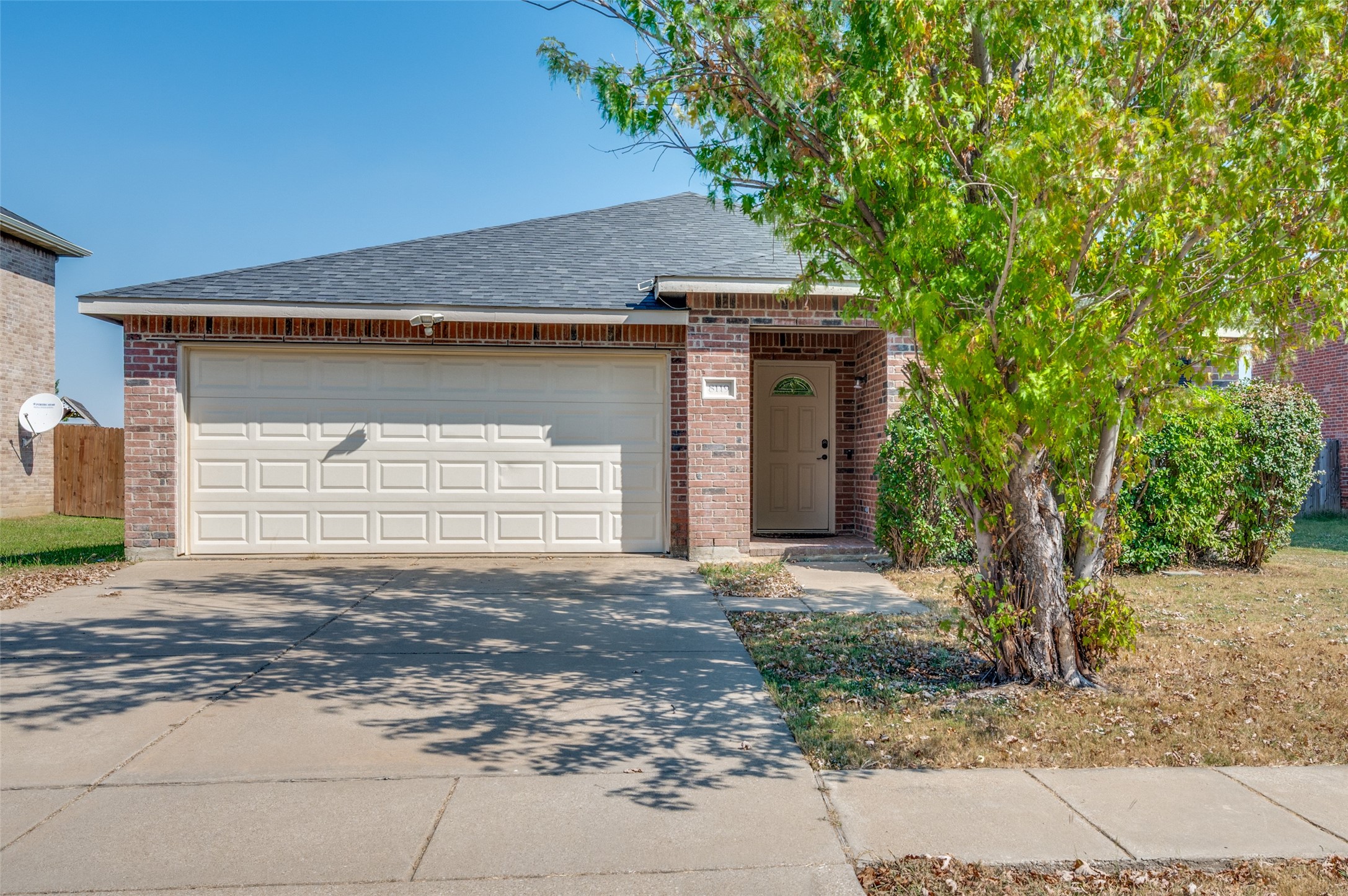 8119 Lost Canyon Trail Arlington TX 76002