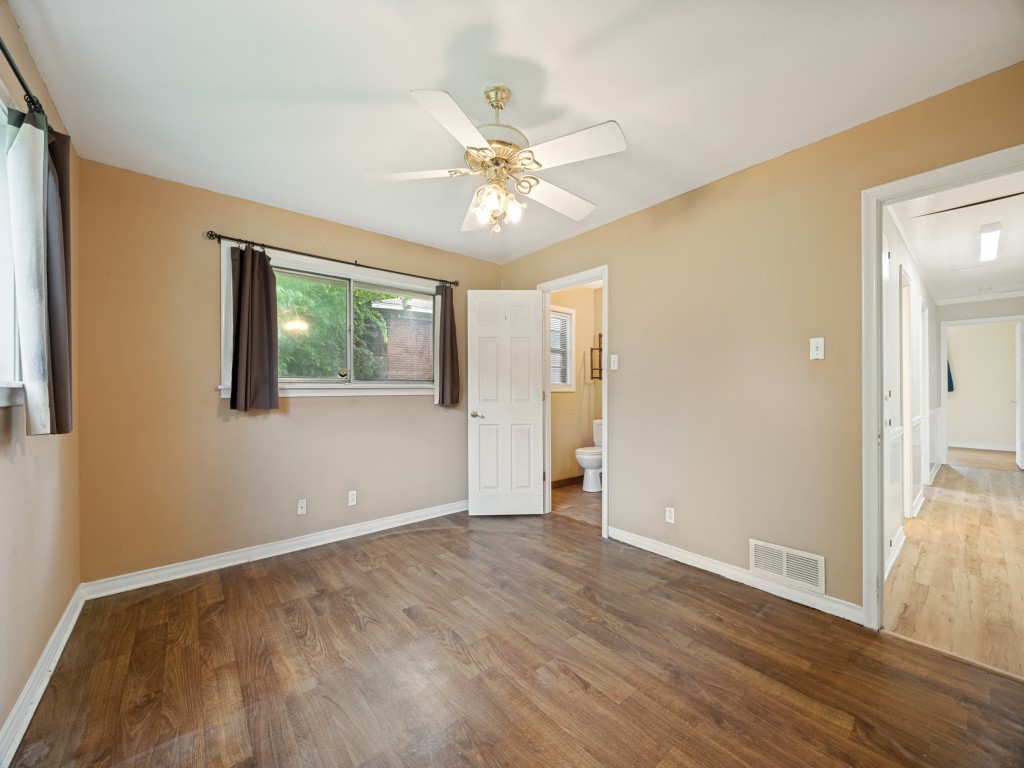 1419 Hillcrest Drive Sherman TX 75092
