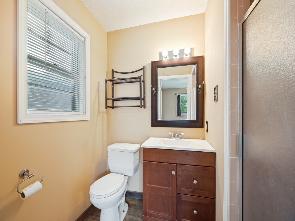 1419 Hillcrest Drive Sherman TX 75092
