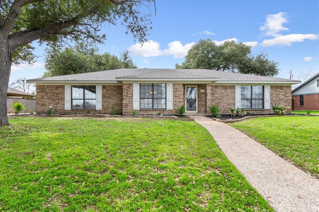 1009 Radisson Drive Hewitt TX 76643