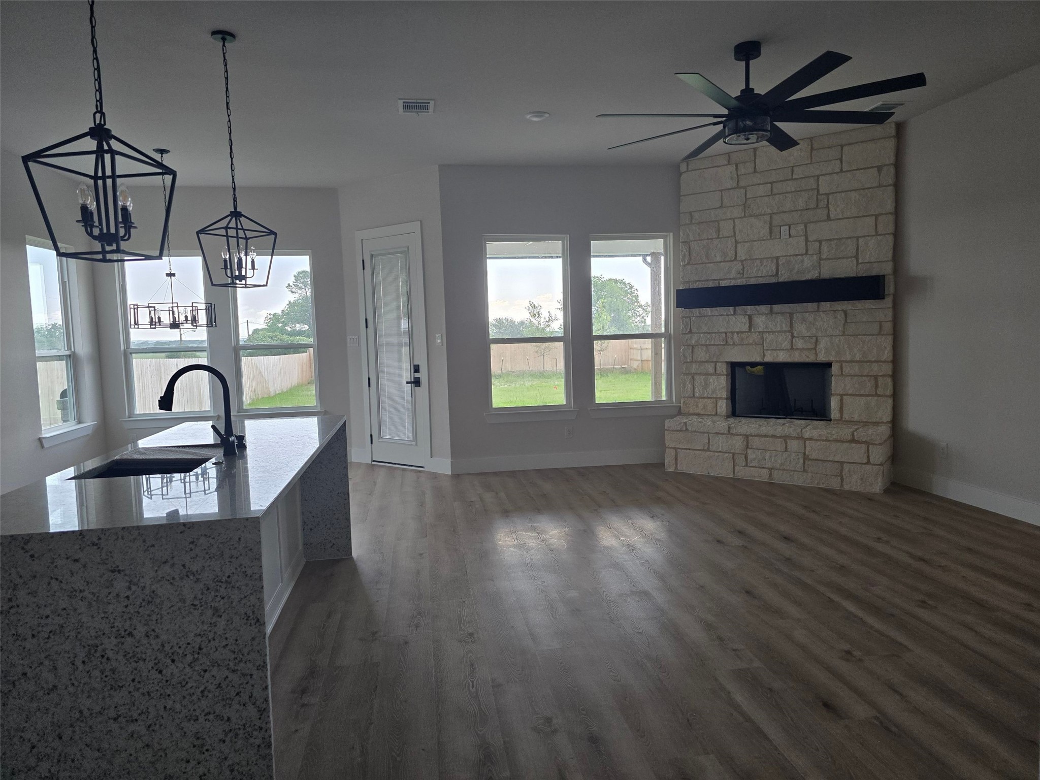 808 N Avenue E Springtown TX 76082