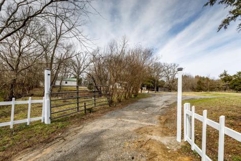 1751 Whitney Road Sherman TX 75090