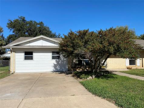 2003 SE 11th Street Mineral Wells TX 76067