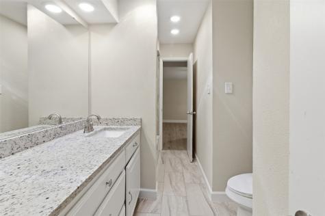2703 Oak Cliff Lane Arlington TX 76012