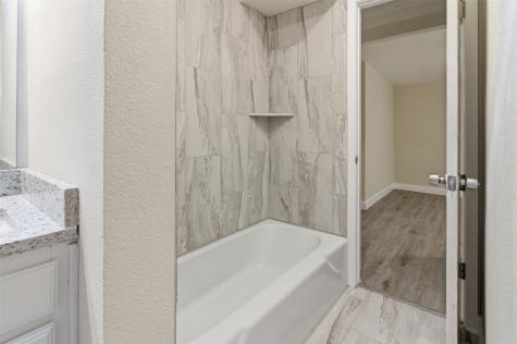 2703 Oak Cliff Lane Arlington TX 76012