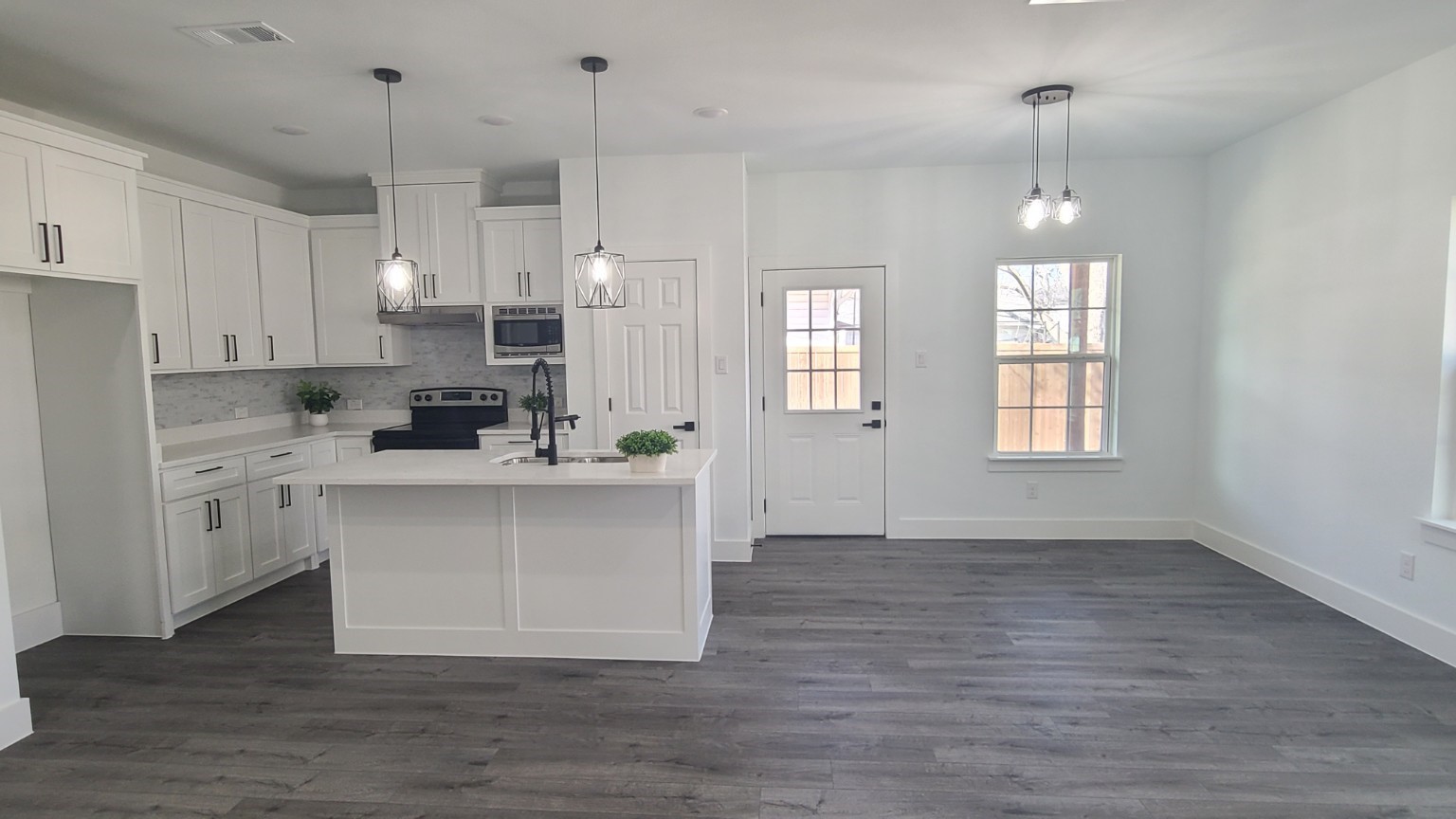 1903 King Street Greenville TX 75401