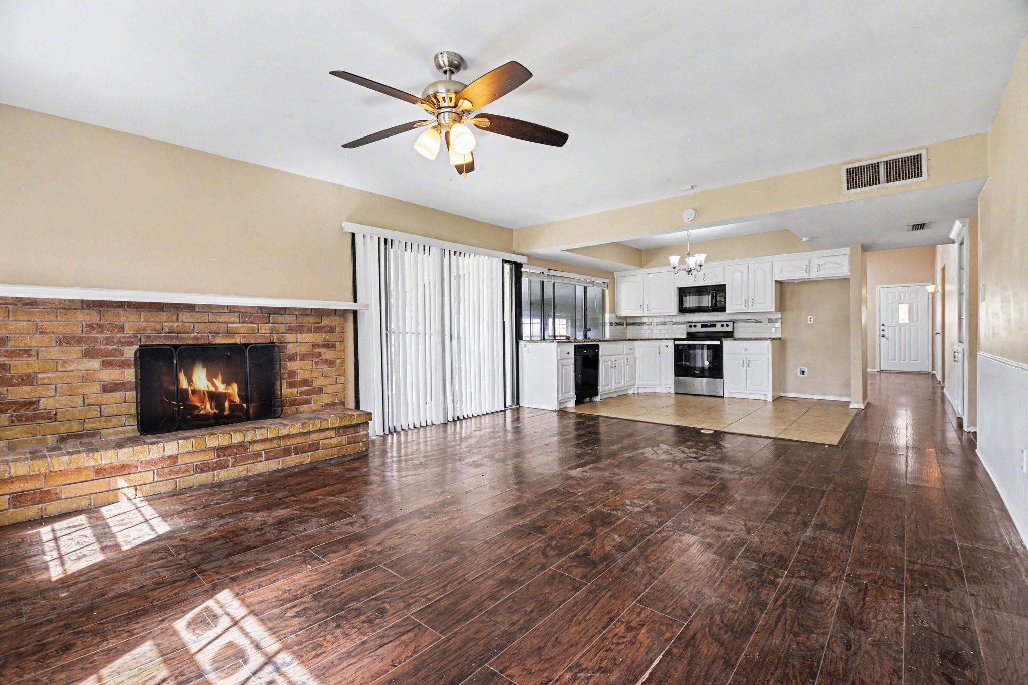 3708 Pinewood Street Bedford TX 76021