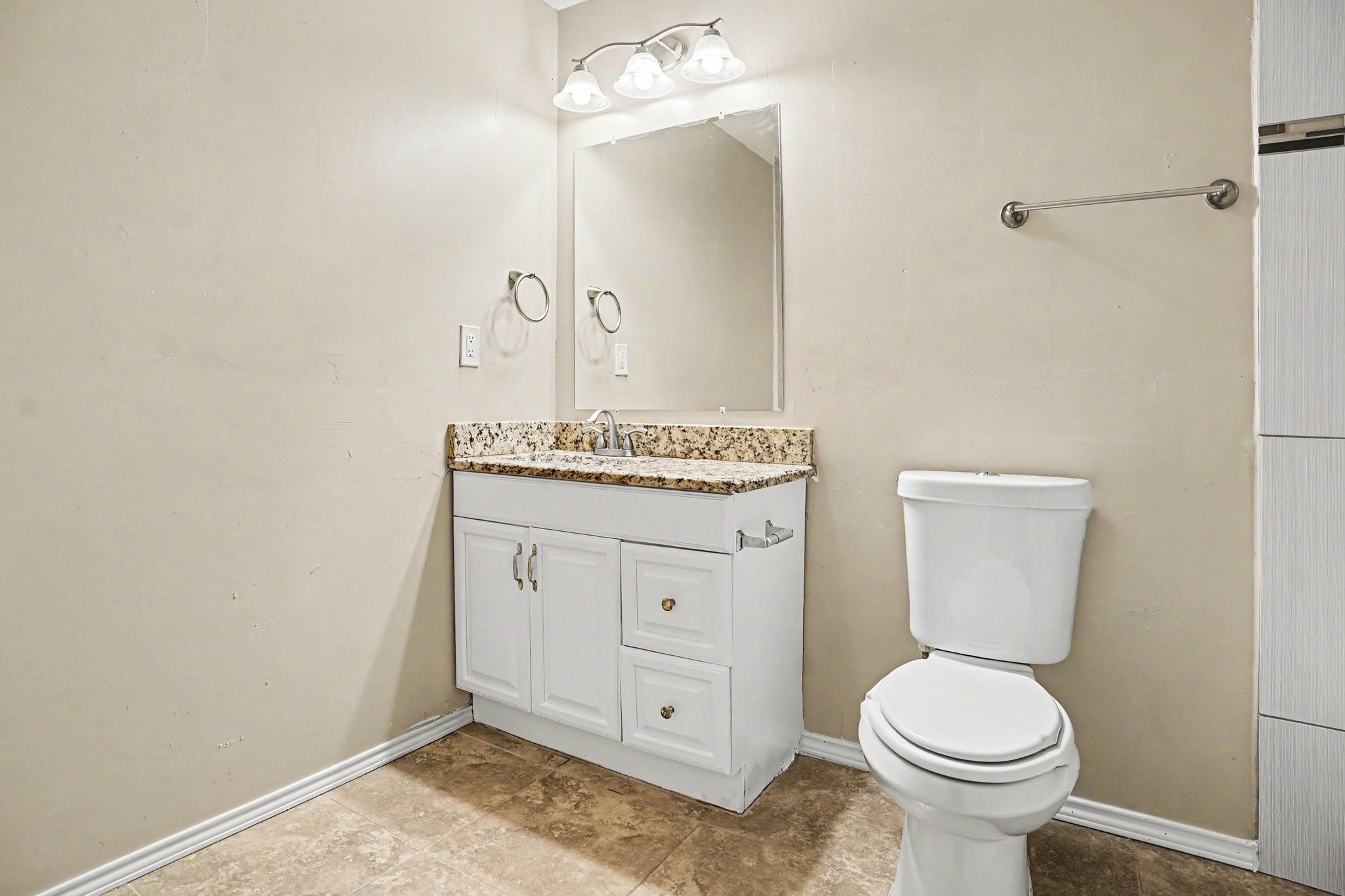3708 Pinewood Street Bedford TX 76021