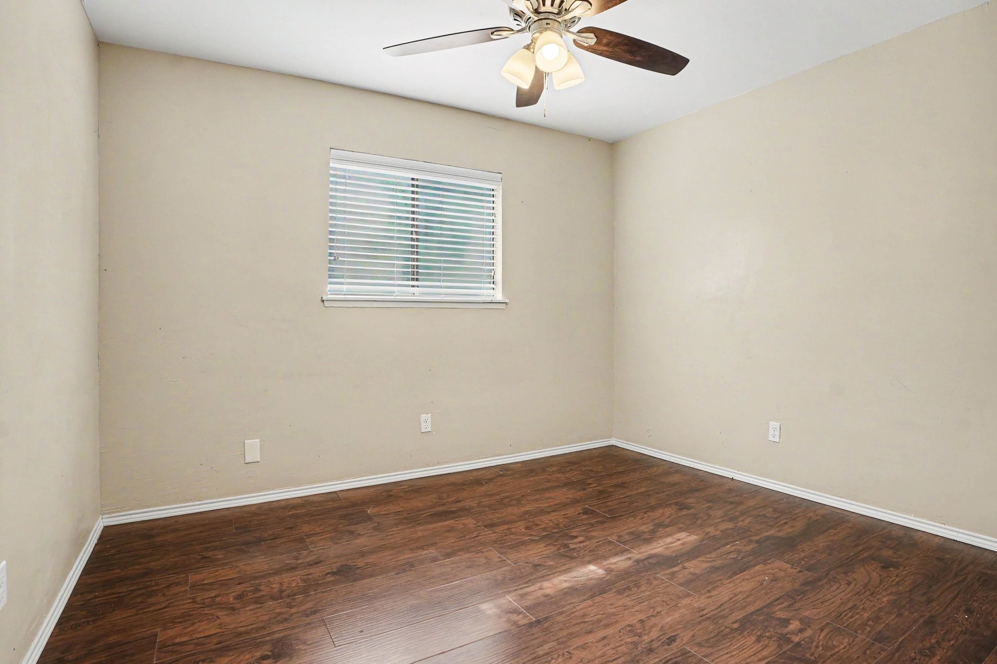 3708 Pinewood Street Bedford TX 76021