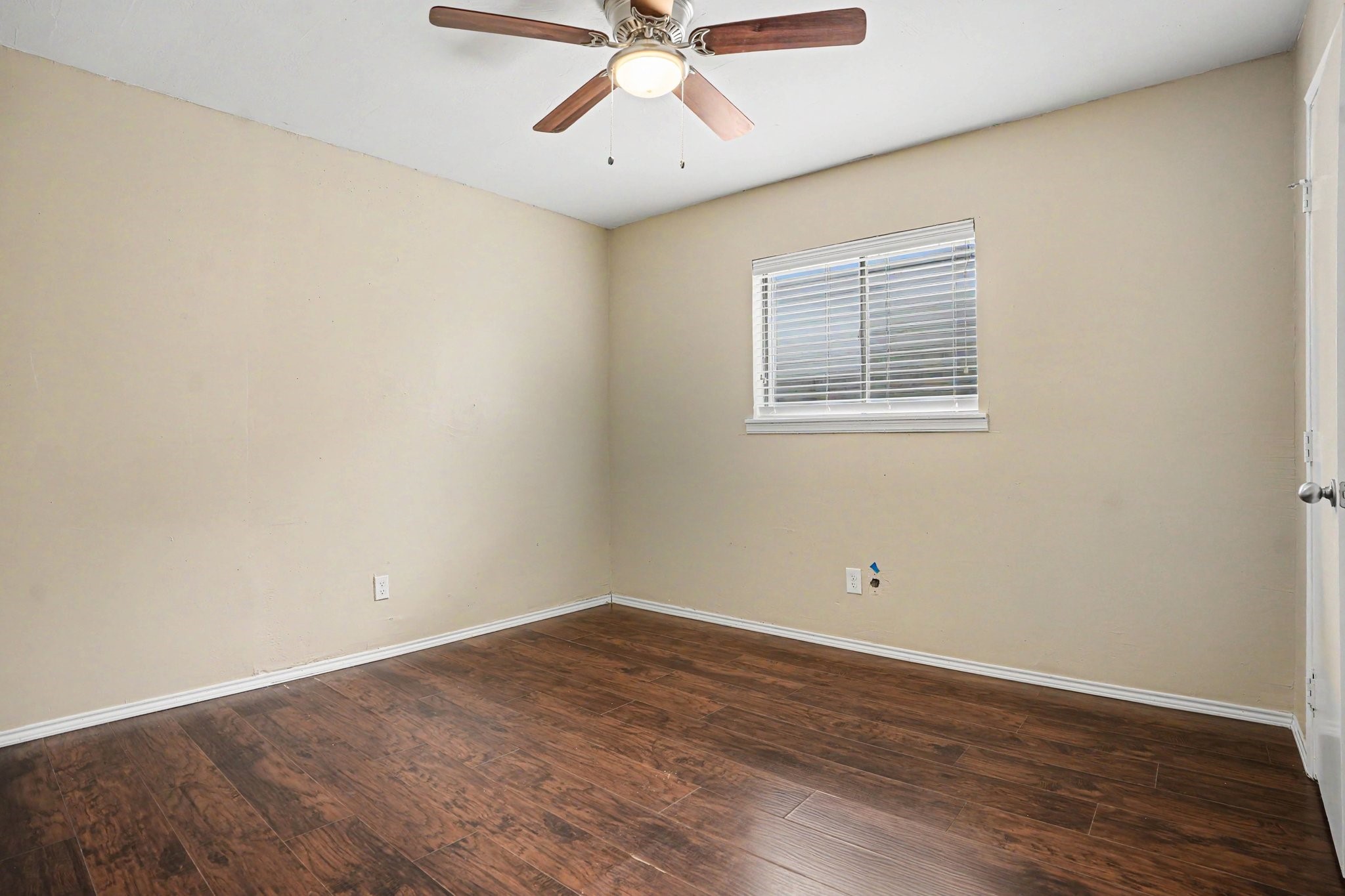 3708 Pinewood Street Bedford TX 76021