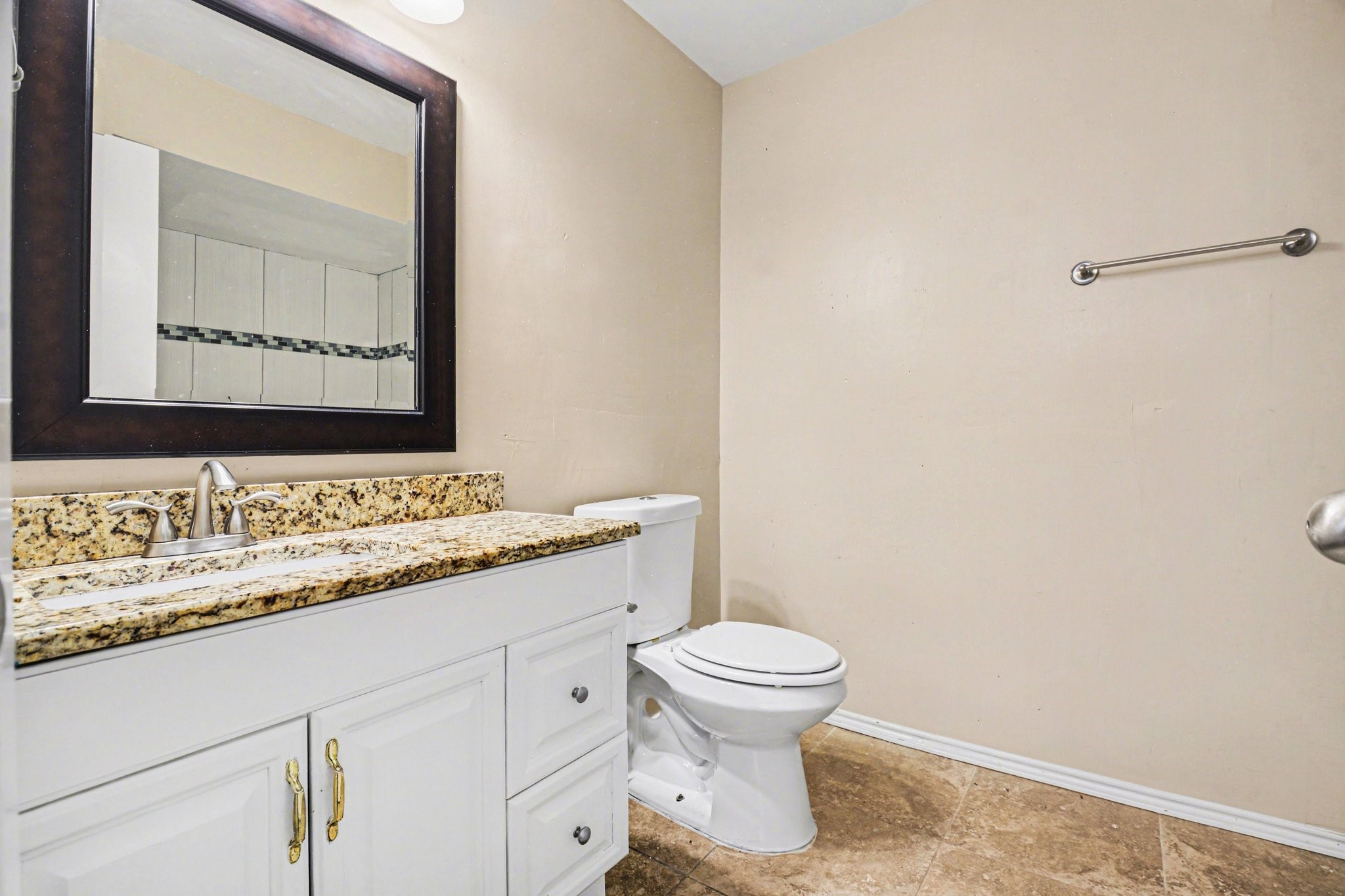 3708 Pinewood Street Bedford TX 76021