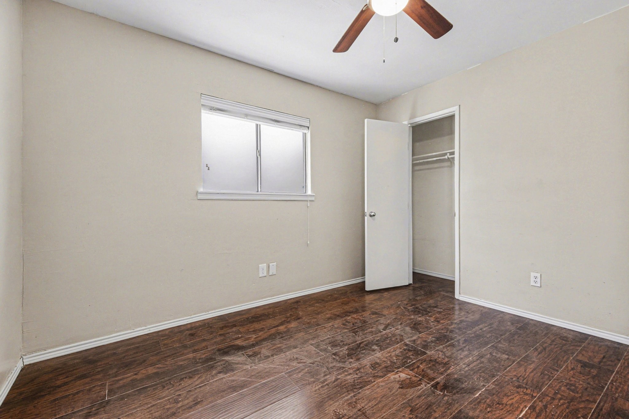 3708 Pinewood Street Bedford TX 76021
