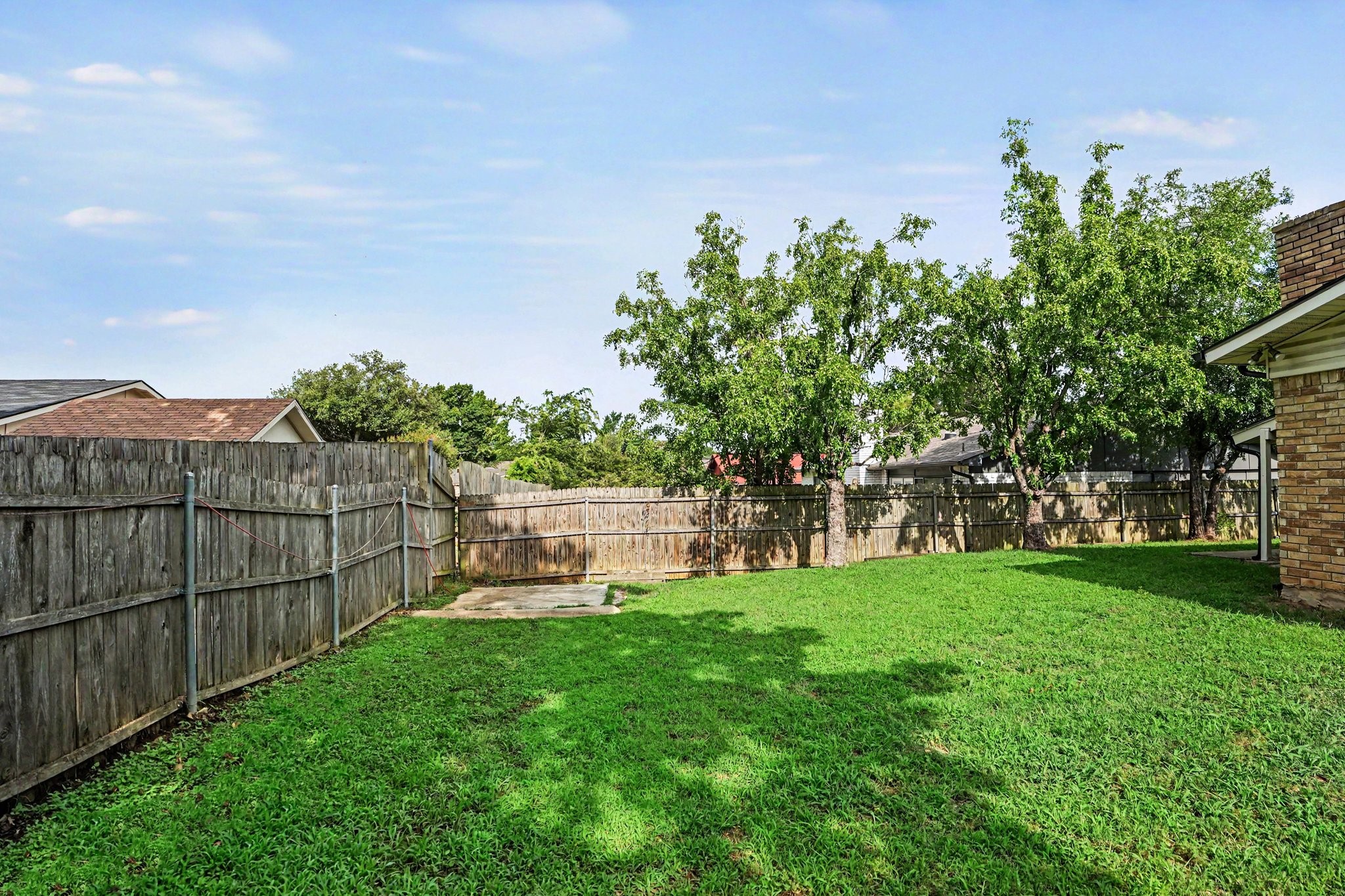 3708 Pinewood Street Bedford TX 76021