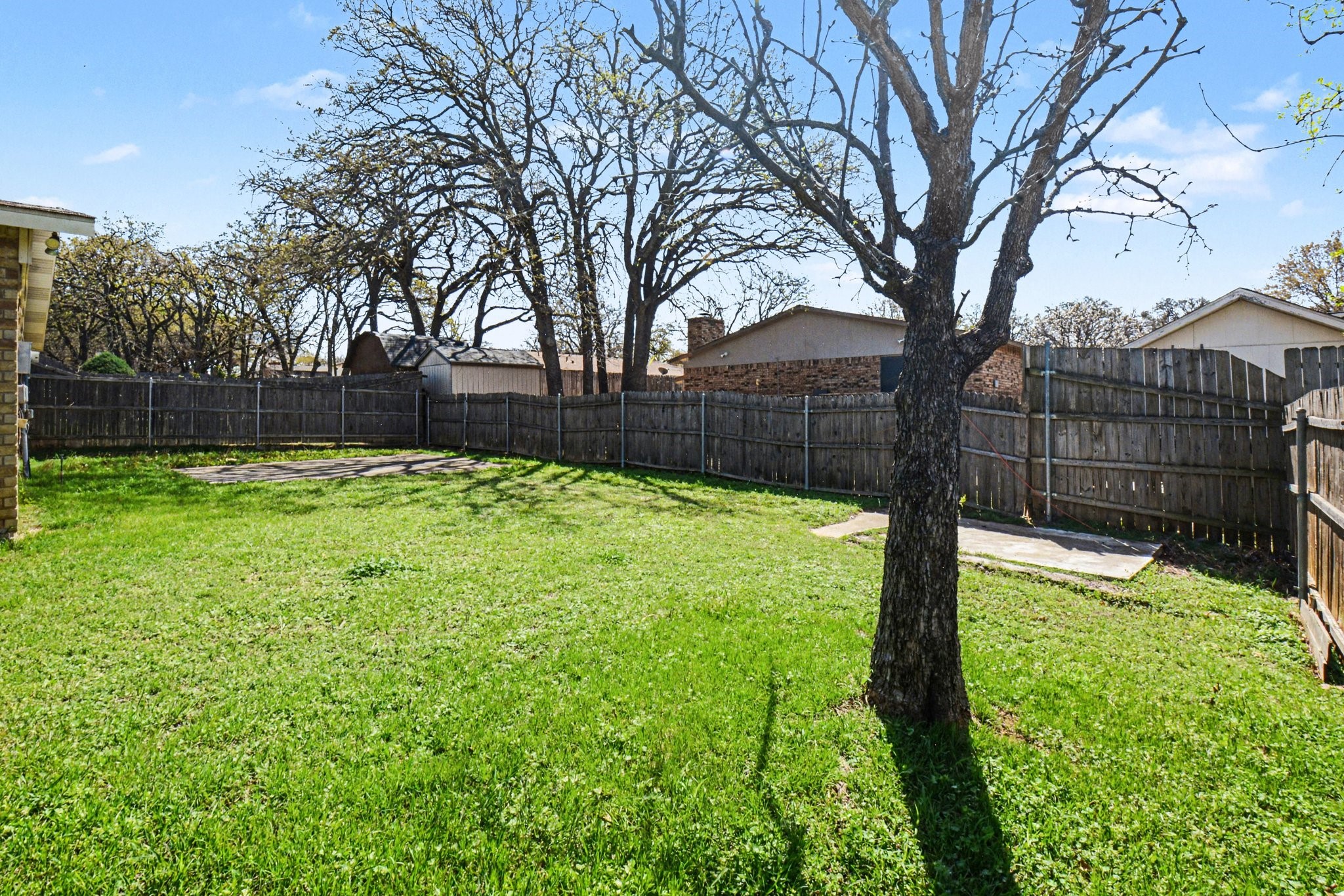 3708 Pinewood Street Bedford TX 76021