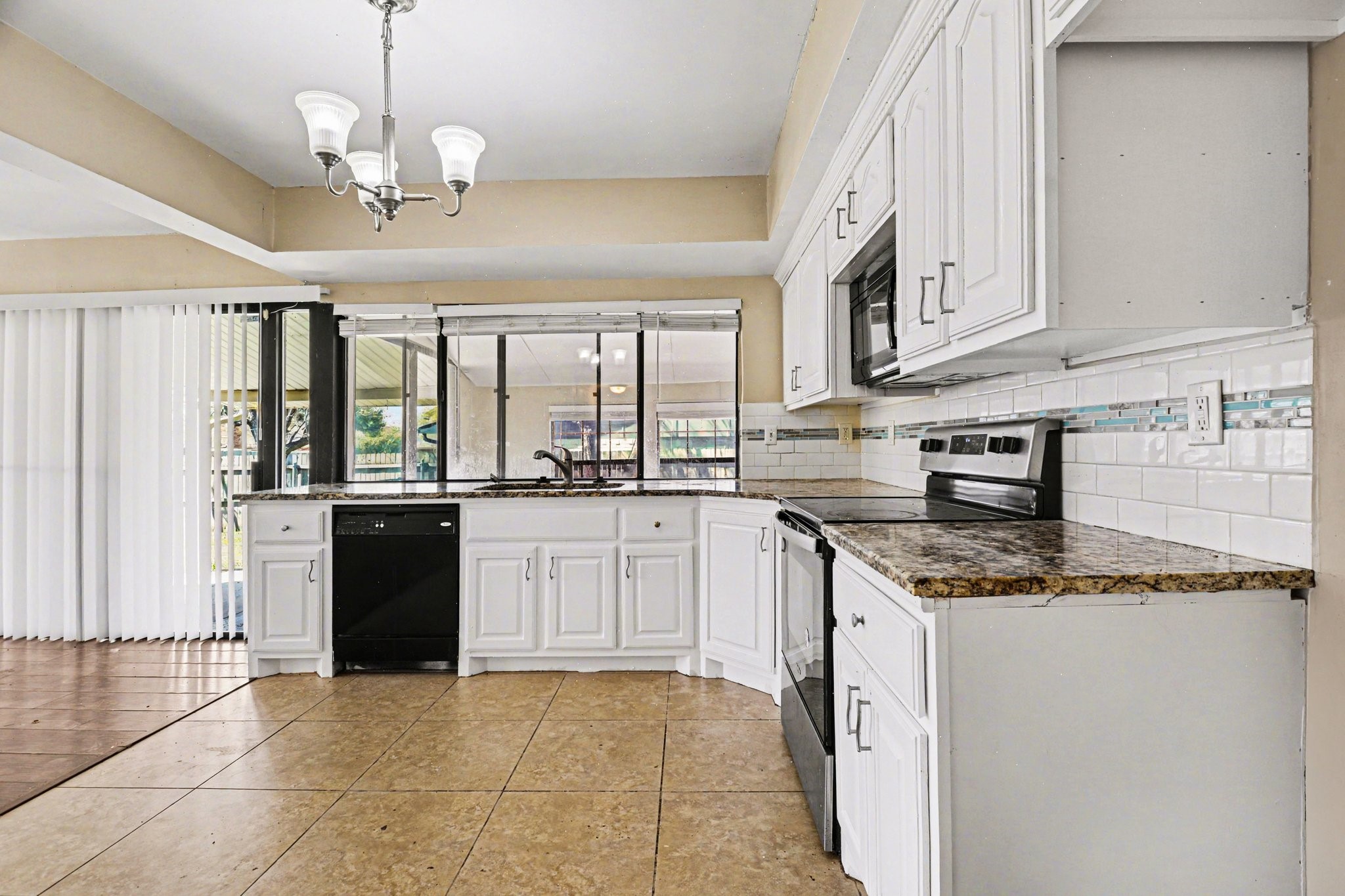 3708 Pinewood Street Bedford TX 76021