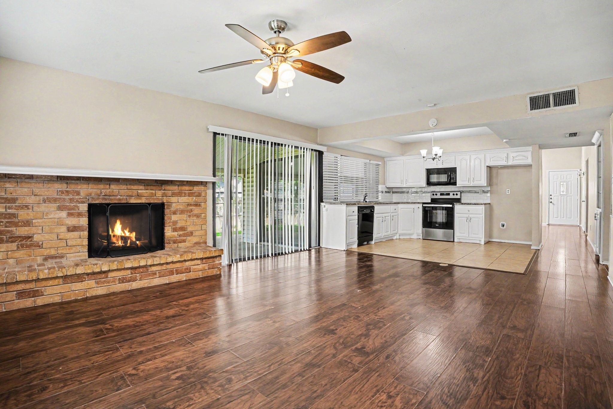 3708 Pinewood Street Bedford TX 76021