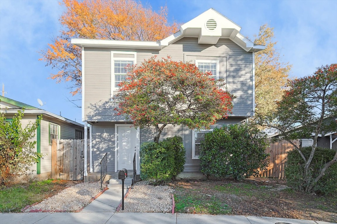 2030 Lewiston Avenue Dallas TX 75217