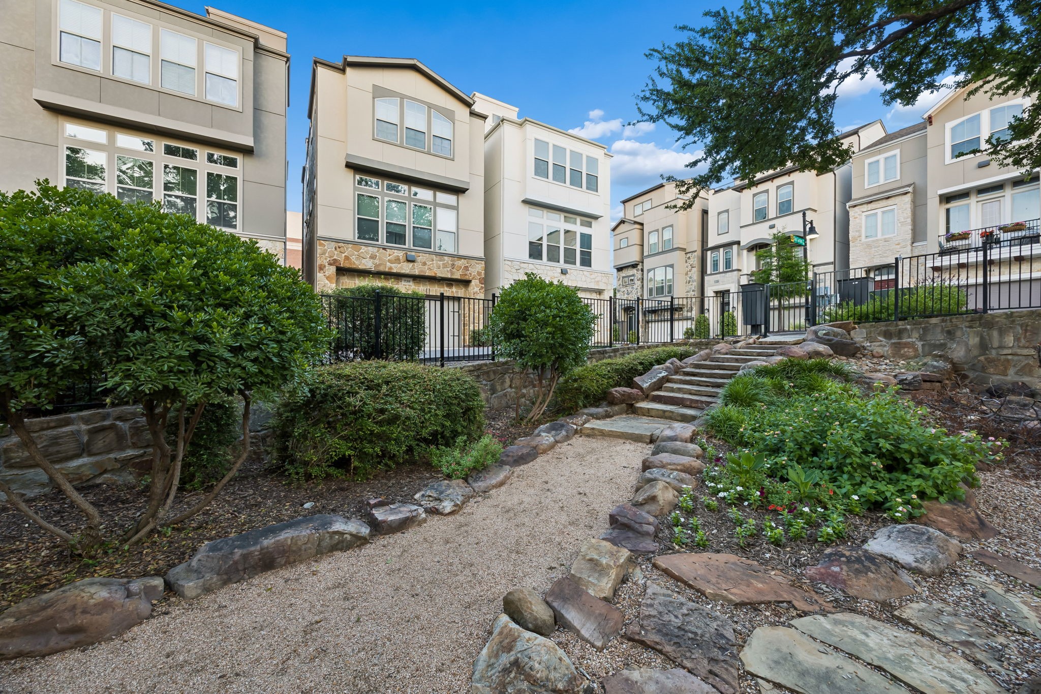 1925 Woodland Heights Place Dallas TX 75208