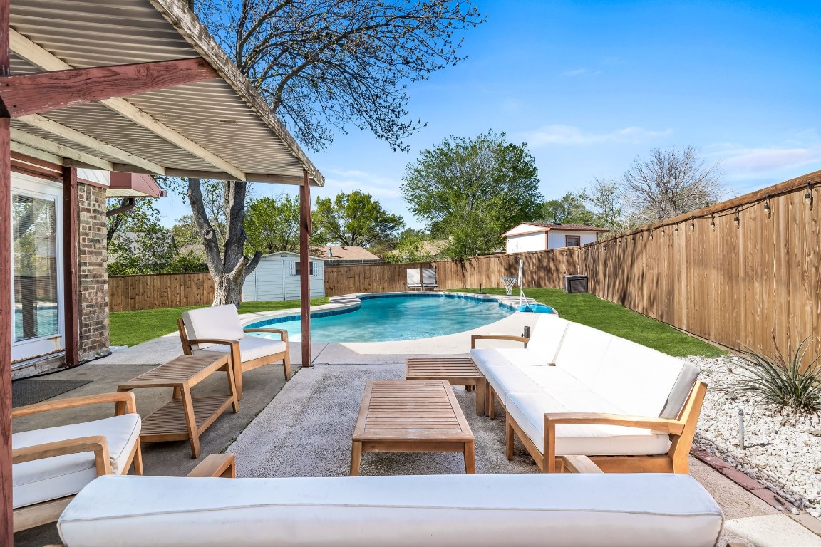 832 Foxwood Place Lewisville TX 75067