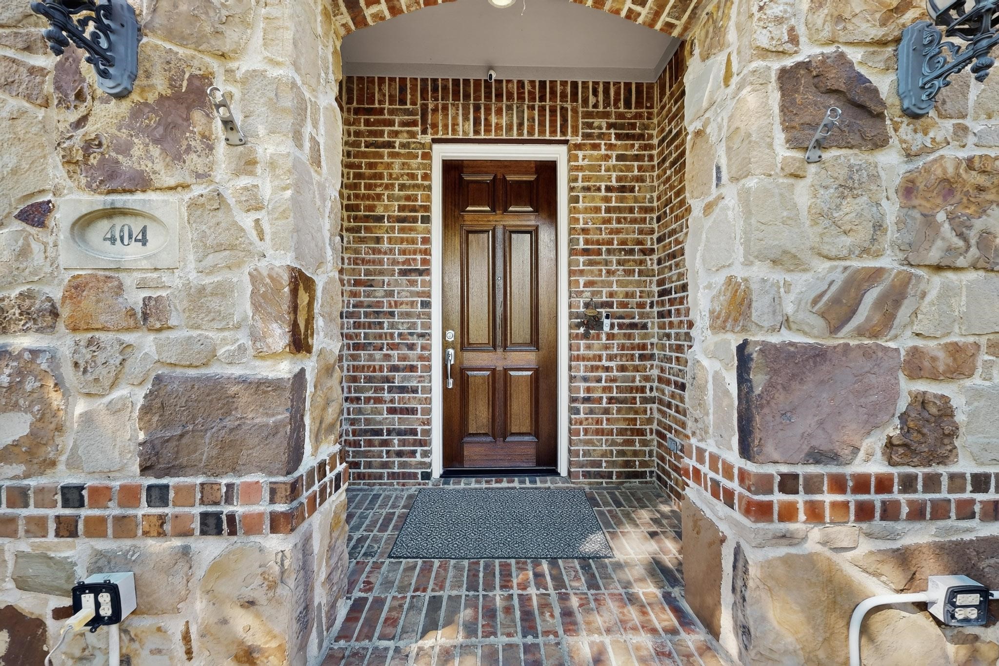 404 Broken Sword Drive Lewisville TX 75056