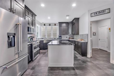 1105 Wenk Court Aubrey TX 76227