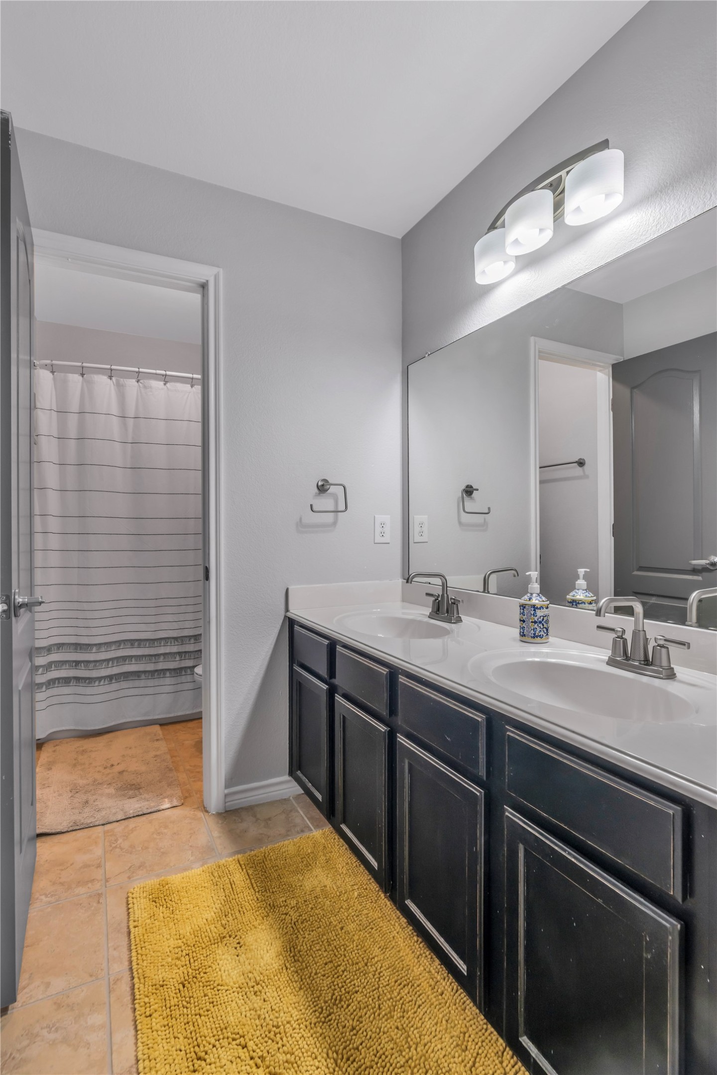 1105 Wenk Court Aubrey TX 76227