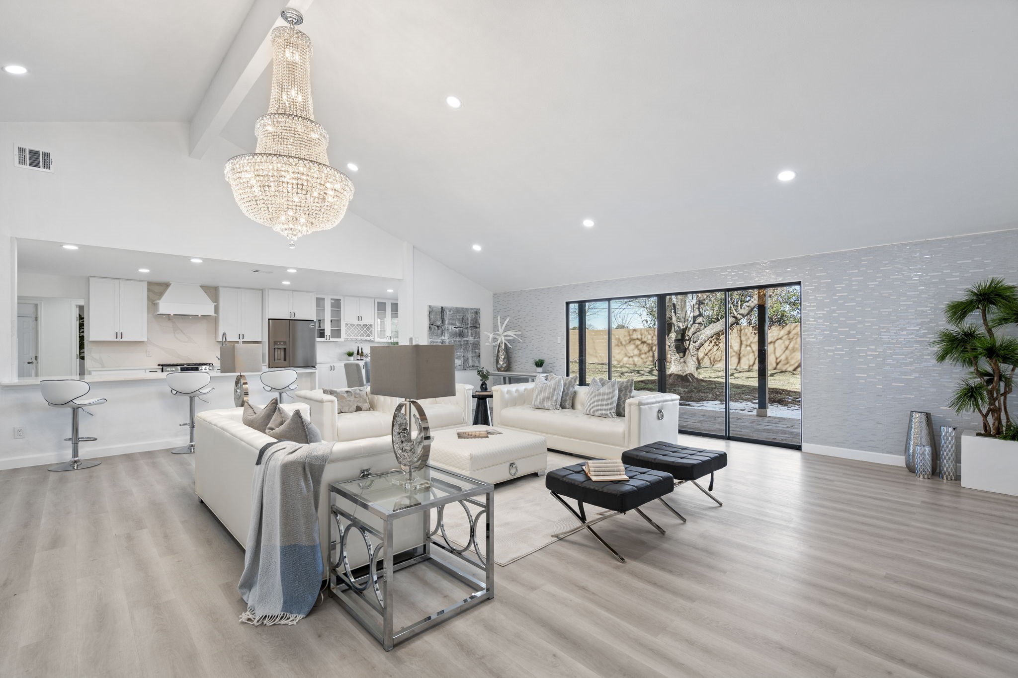 3851 Goodfellow Drive Dallas TX 75229