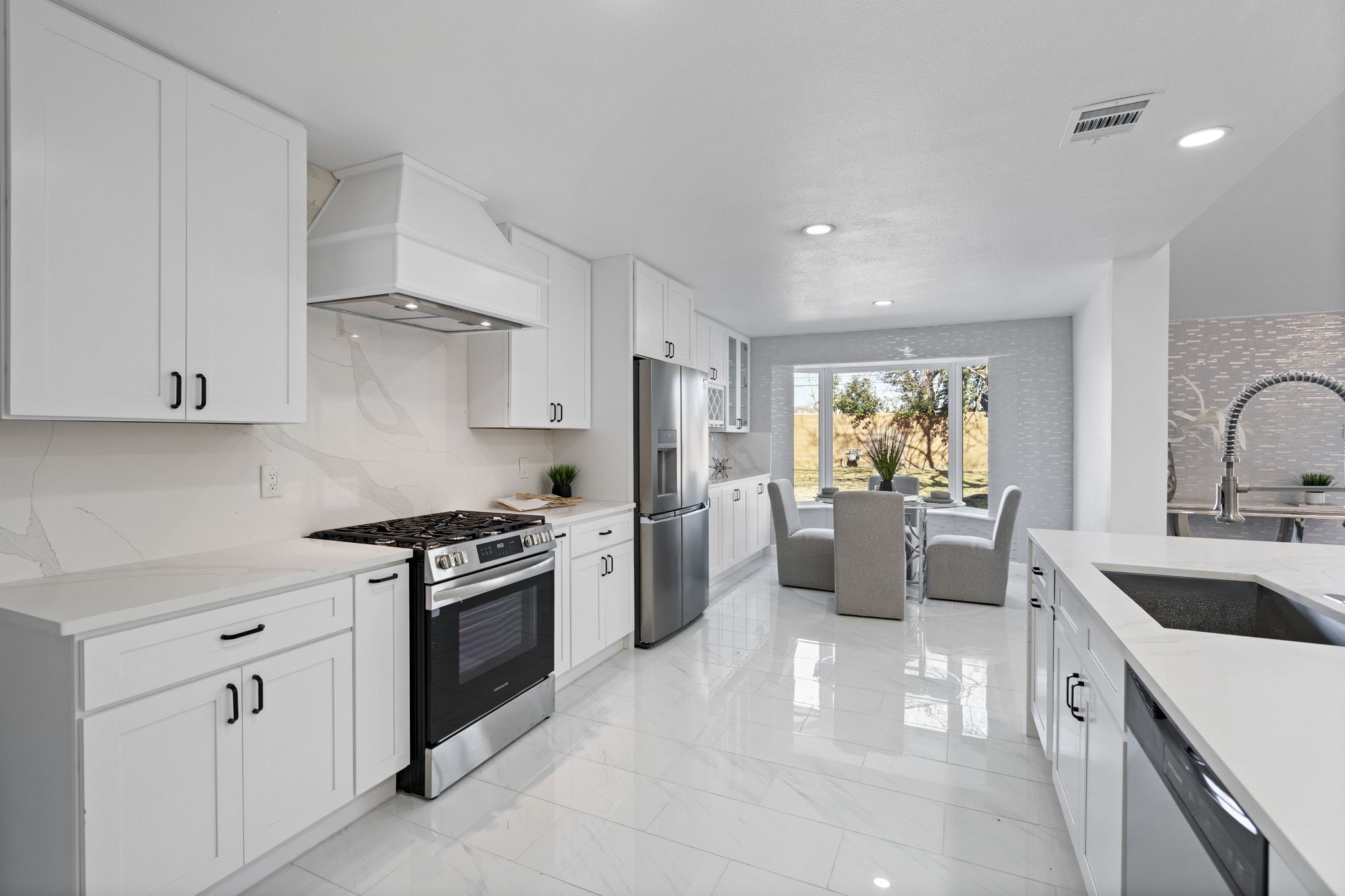 3851 Goodfellow Drive Dallas TX 75229