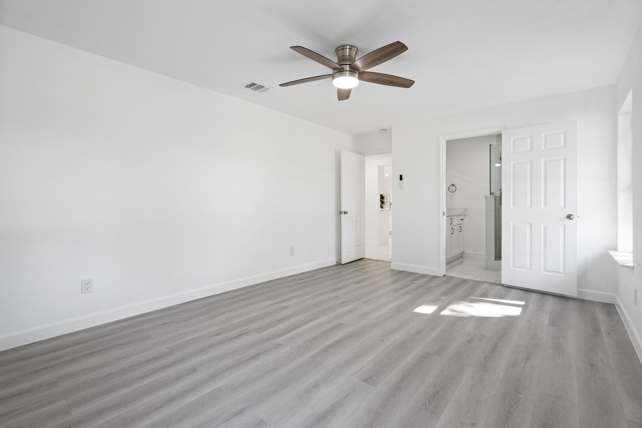 3851 Goodfellow Drive Dallas TX 75229