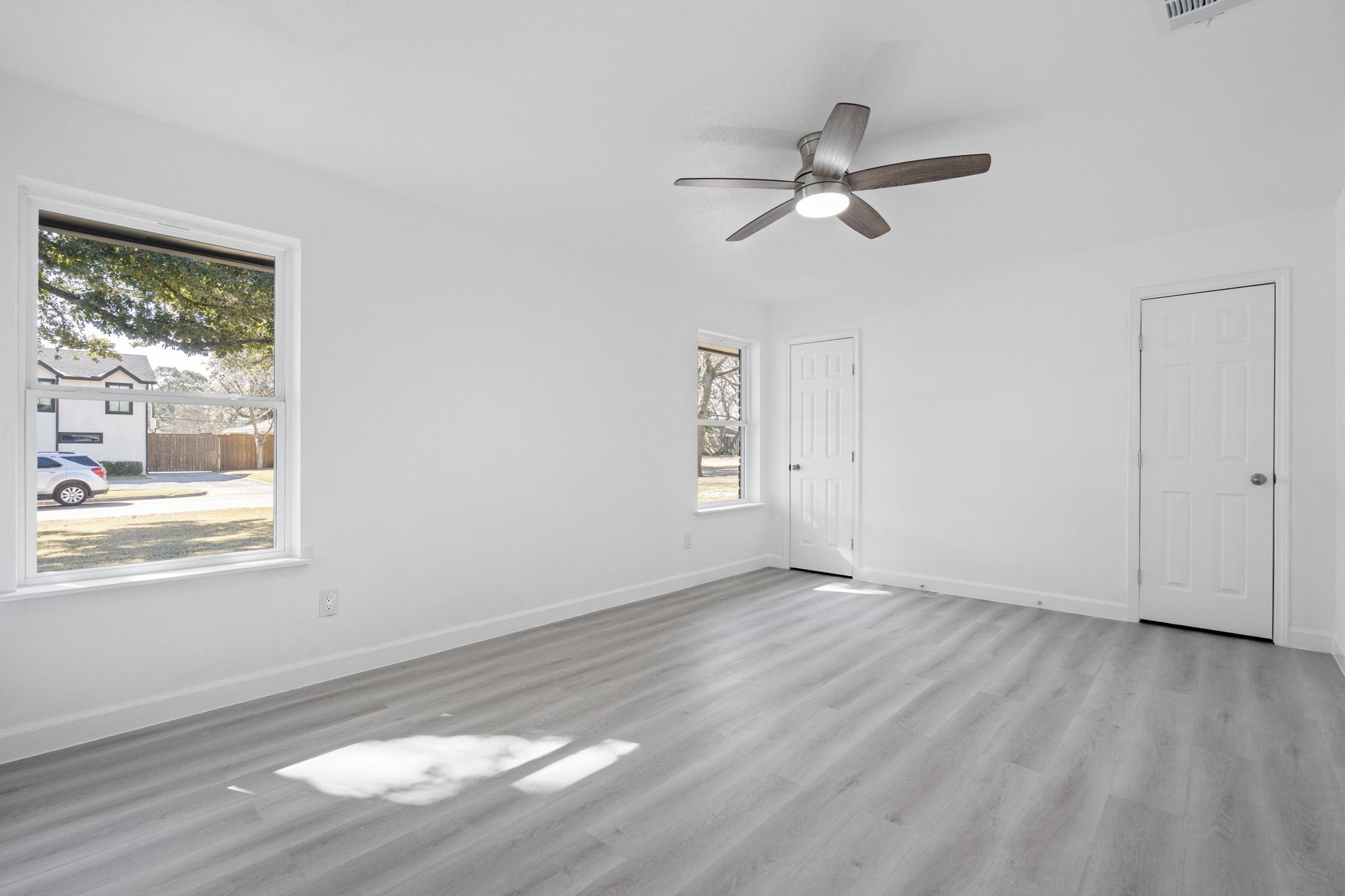 3851 Goodfellow Drive Dallas TX 75229