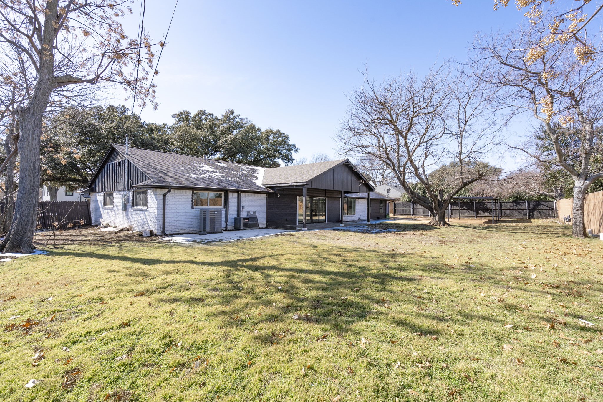 3851 Goodfellow Drive Dallas TX 75229