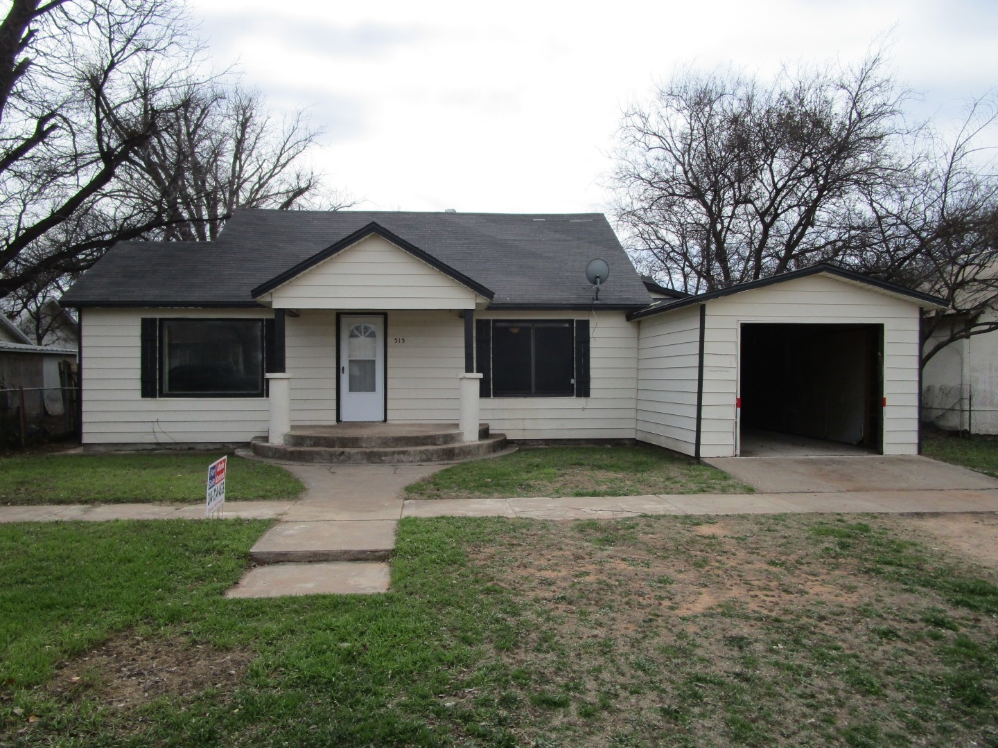 515 W Mclain Street Seymour TX 76380