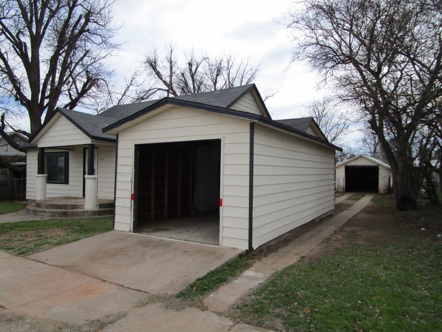 515 W Mclain Street Seymour TX 76380