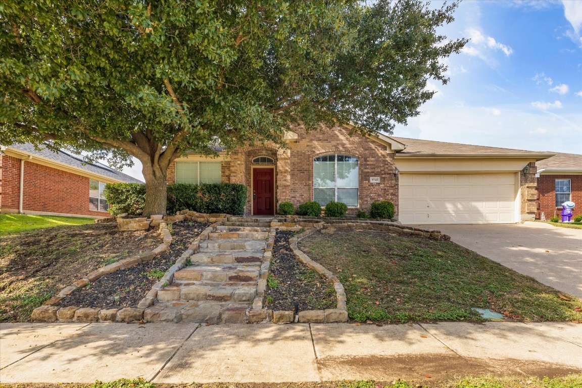 5745 Imes Lane Fort Worth TX 76179