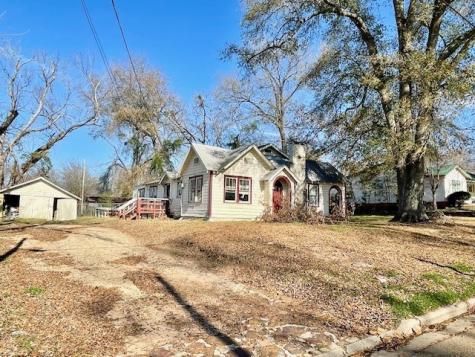 208 Stafford Hill Pittsburg TX 75686