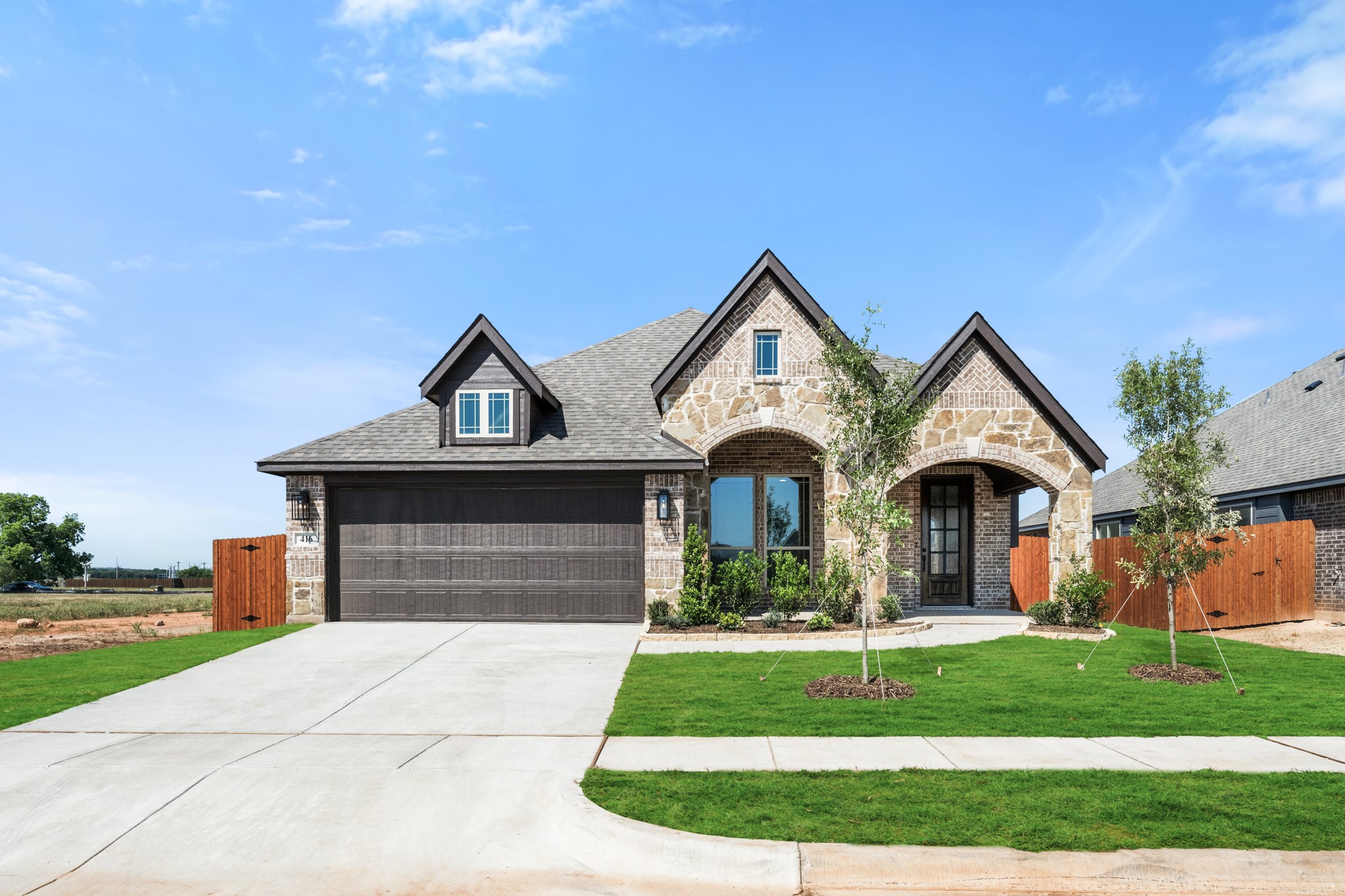 416 Carnero Drive Granbury TX 76049