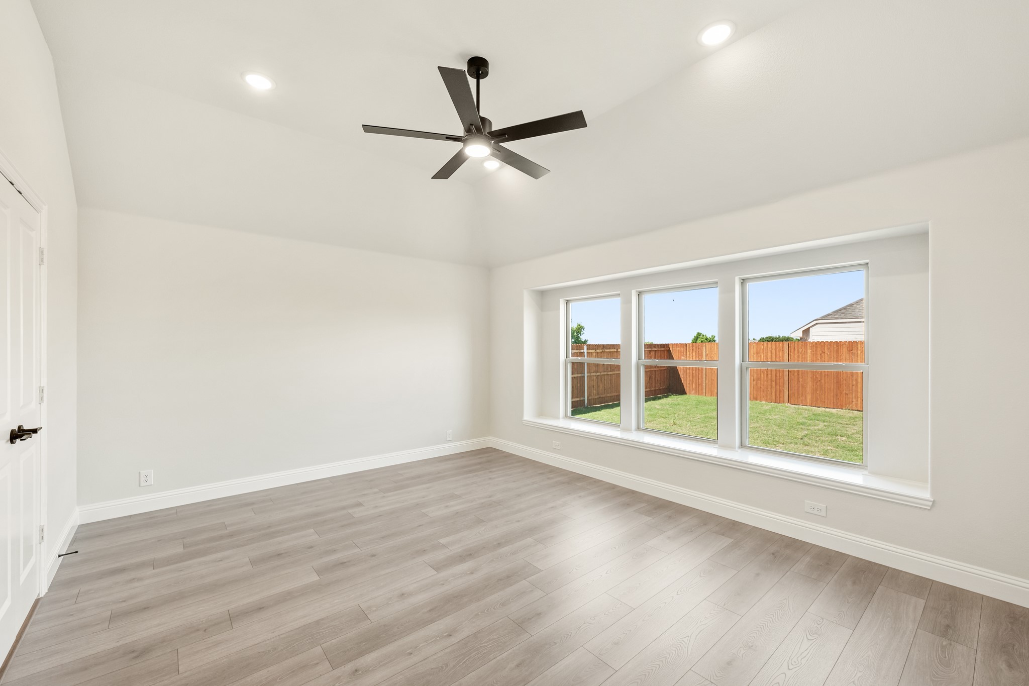 416 Carnero Drive Granbury TX 76049