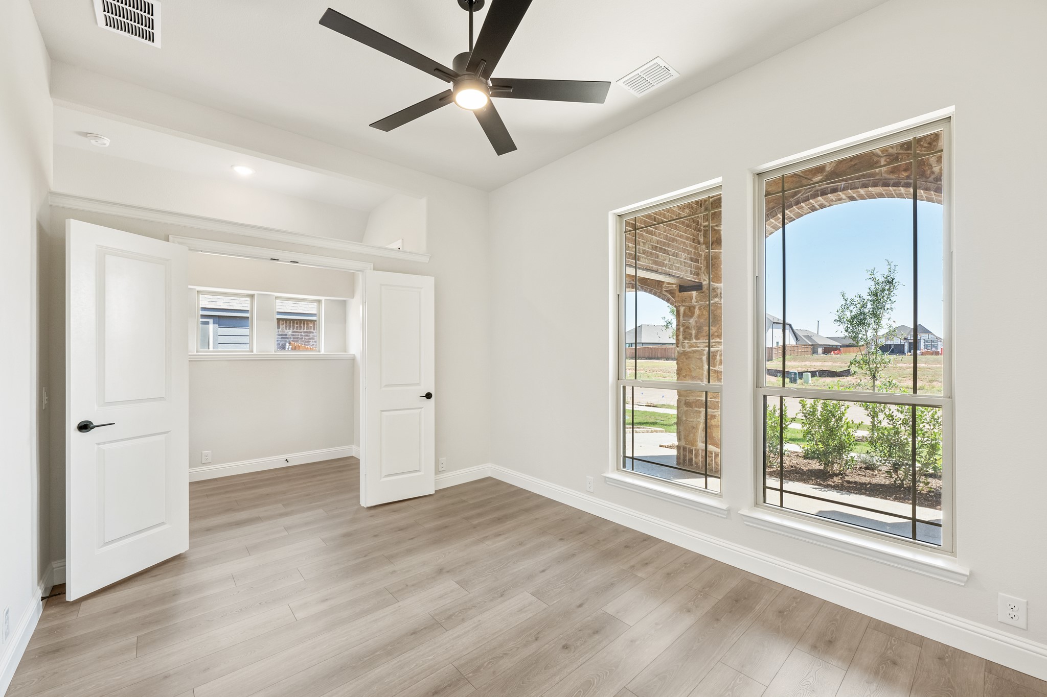 416 Carnero Drive Granbury TX 76049