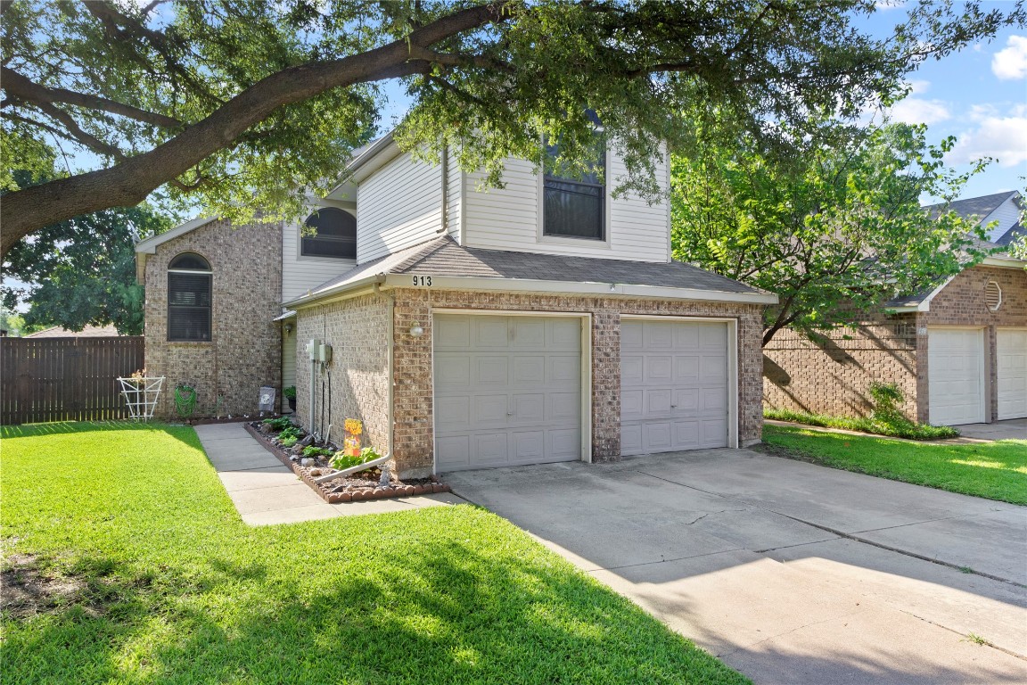 913 Azalia Drive Lewisville TX 75067
