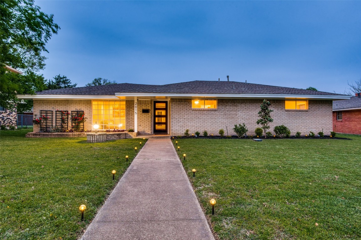 2015 Whitedove Drive Dallas TX 75224