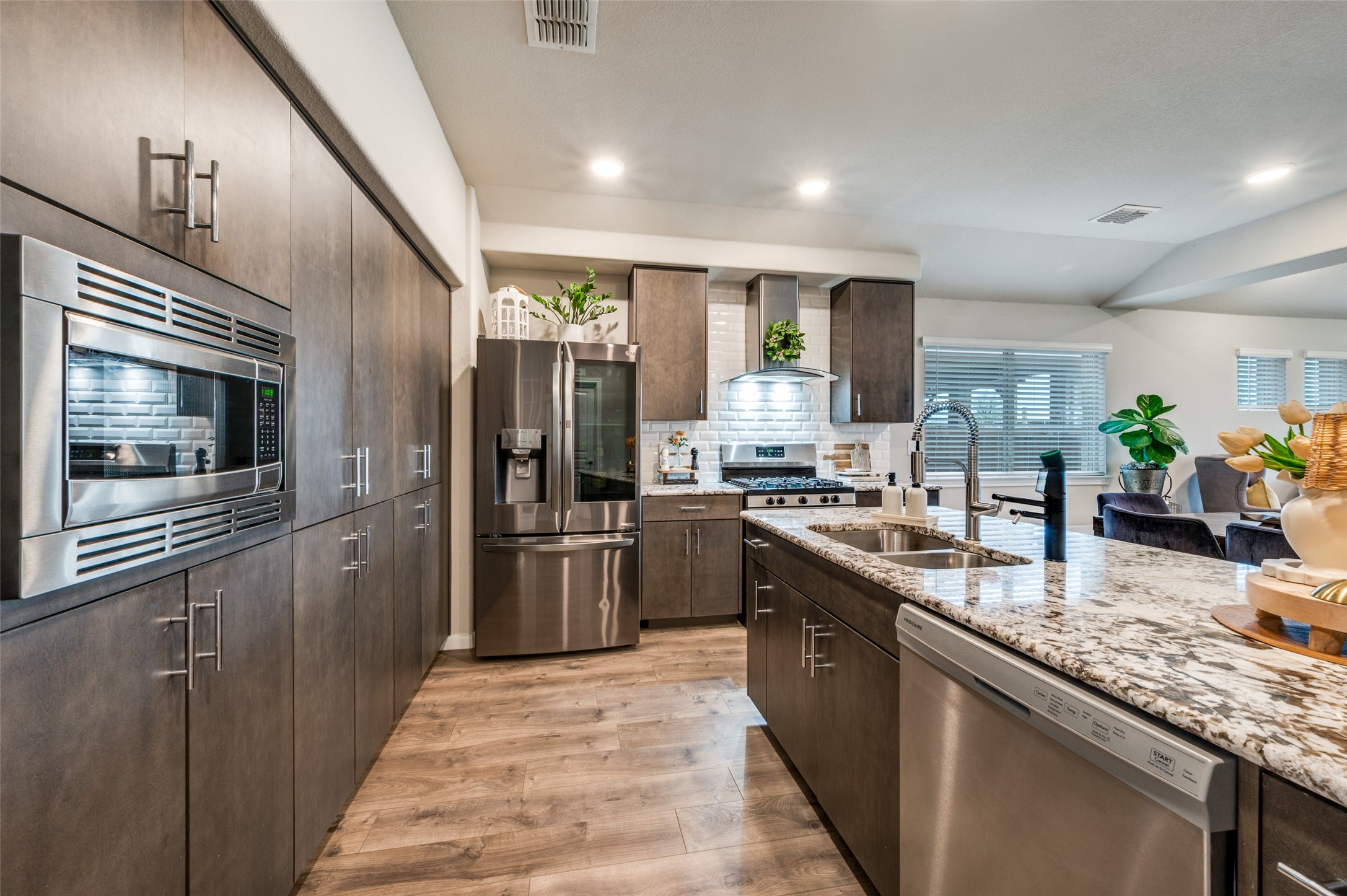 3304 Adobe Vista Aubrey TX 76227