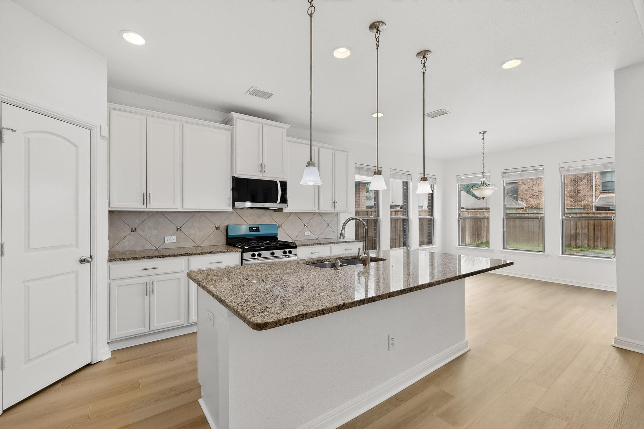 174 Hampton Drive Fate TX 75087