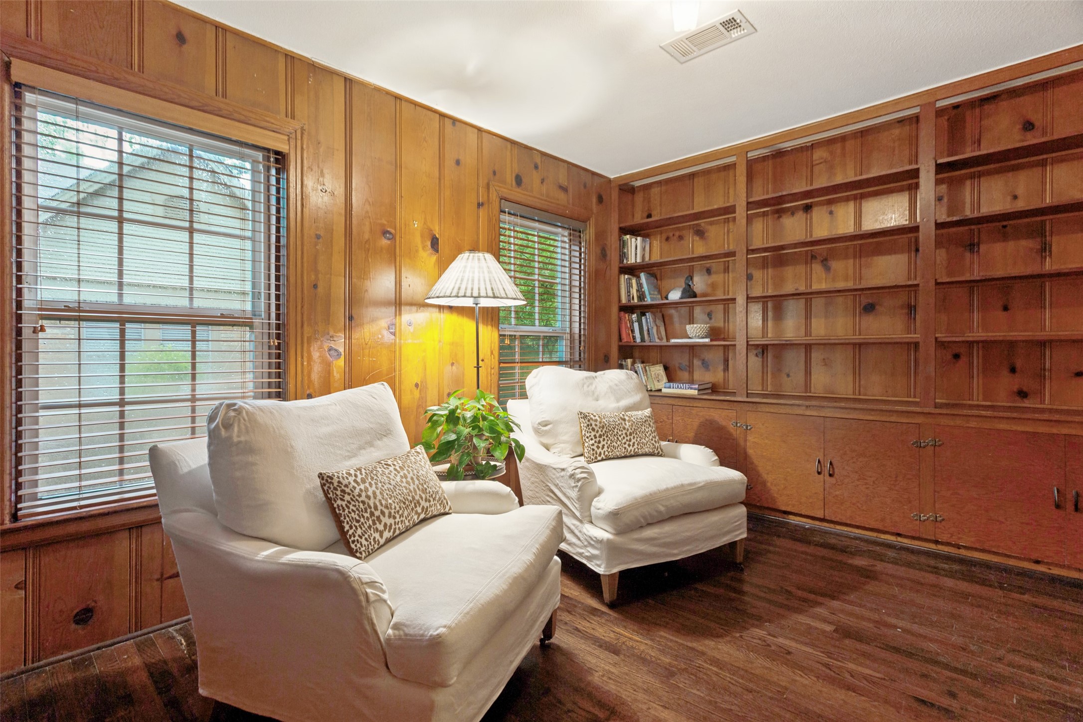 2321 Primrose Avenue Fort Worth TX 76111