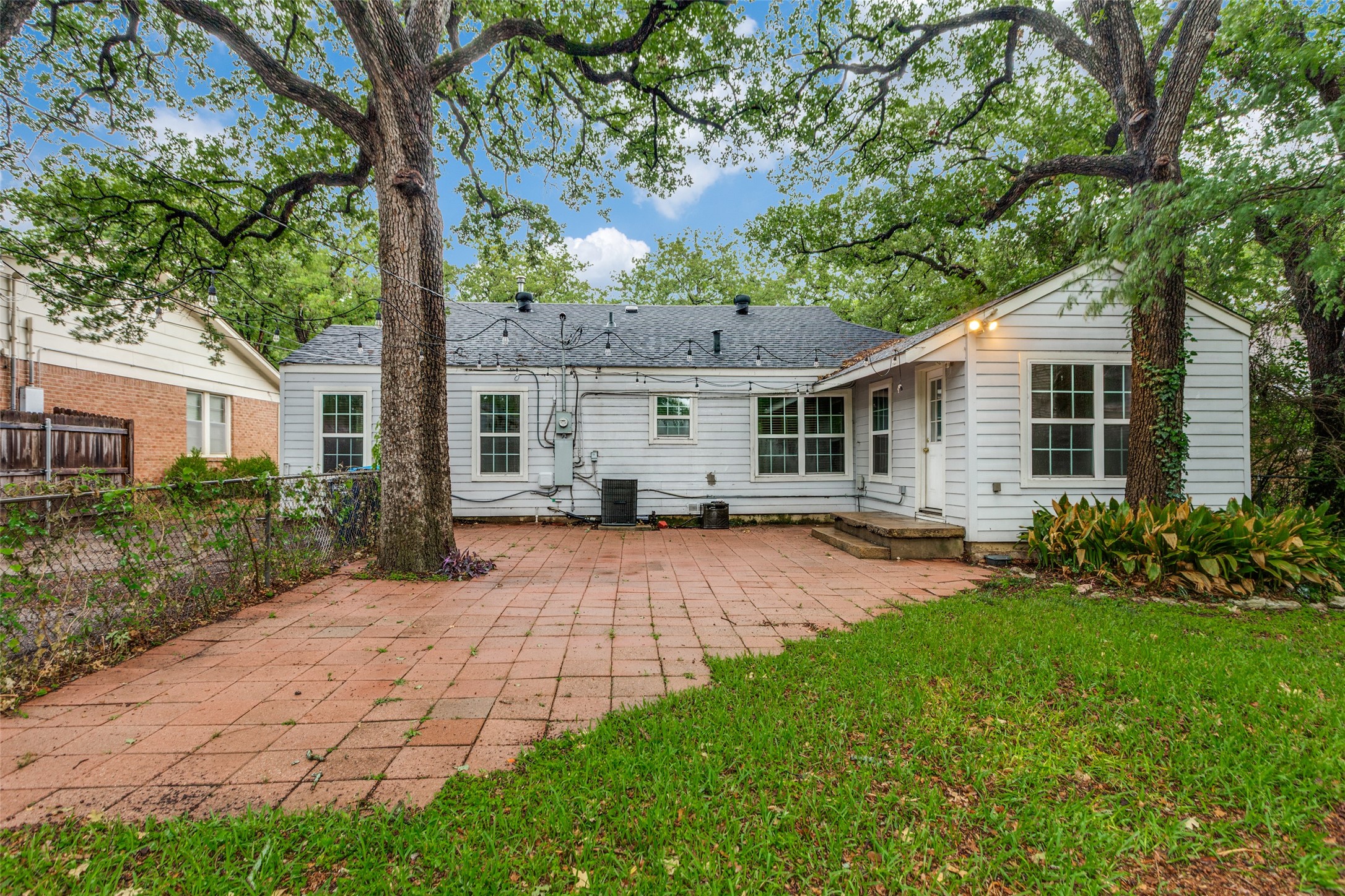 2321 Primrose Avenue Fort Worth TX 76111