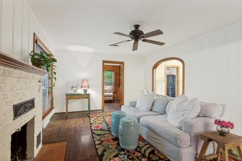 2321 Primrose Avenue Fort Worth TX 76111