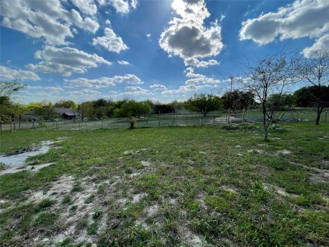 486 County Road 489 Stephenville TX 76401